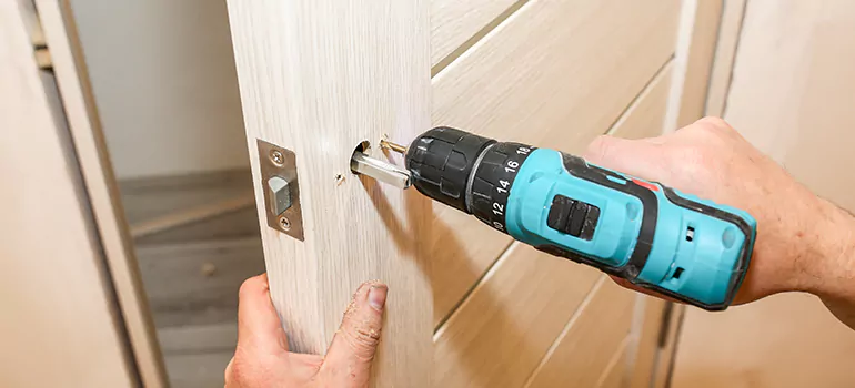 Old Door Knob Repair in Tarpon Springs, FL