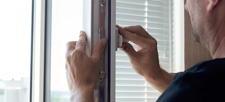 Custom Hopper Windows in Tarpon Springs, FL